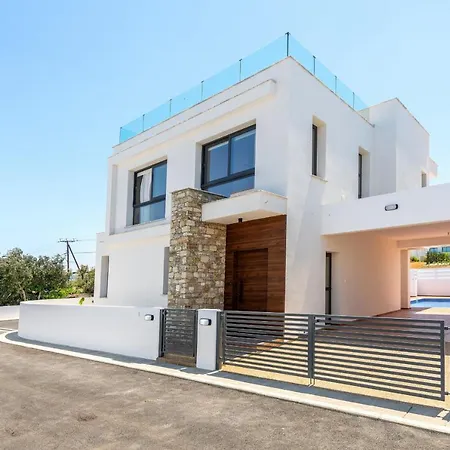 Sol E Mar 1 Protaras