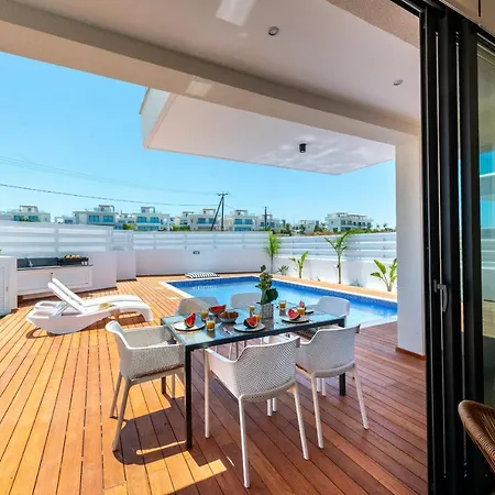 Sol E Mar 1 * Protaras