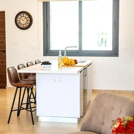 Sol E Mar 1 Protaras