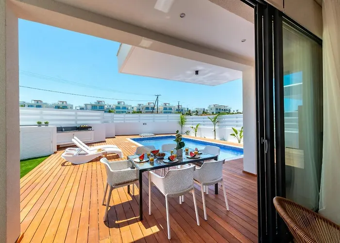 Sol E Mar 1 * Protaras