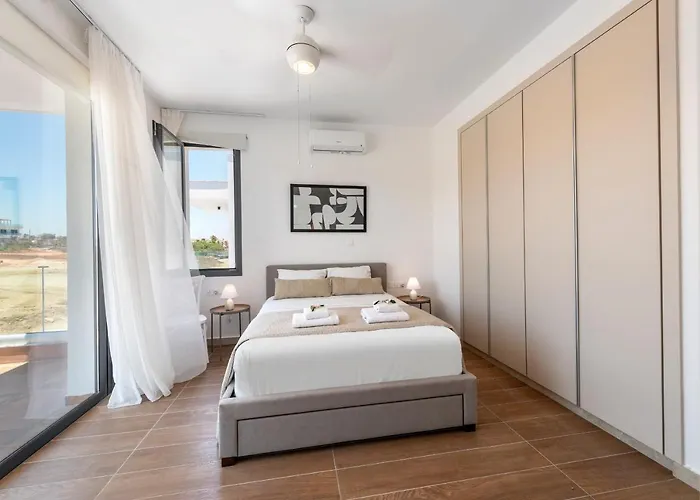 Sol E Mar 1 Protaras