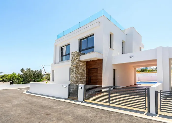 Sol E Mar 1 Protaras